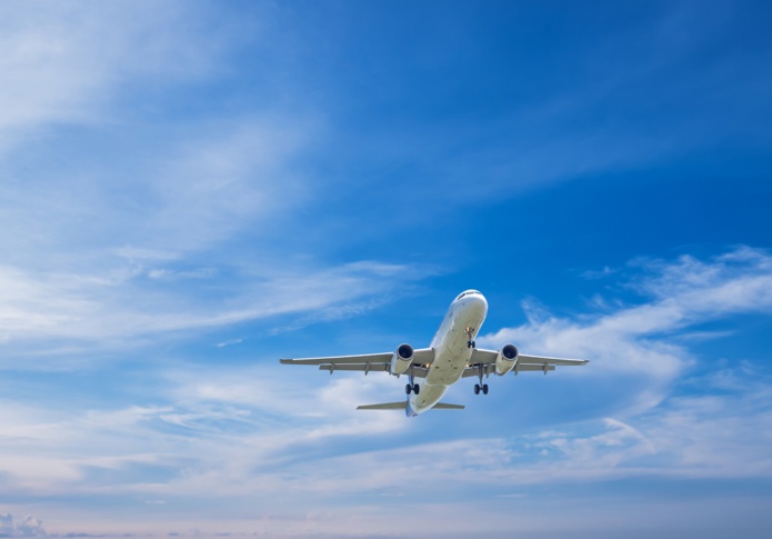 Transport aérien : La vraie compétition future se fera sur la qualité de service. Ne pouvant pas grossir à l’infini, les opérateurs seront conduits à ne plus poursuivre la désastreuse course aux tarifs les plus bas, mais ils seront amenés à revoir leur produit et à accepter la compétition sur les critères de qualité - Depositphotos.com  Auteur npstockphoto