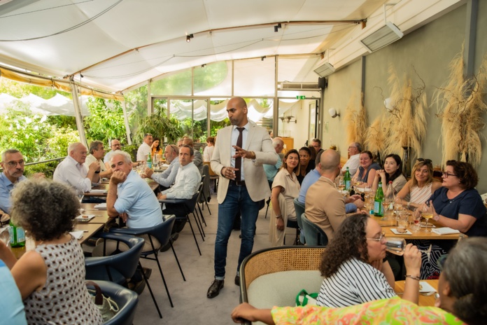 Les exposants sont interrogés sur les modifications à apporter Les exposants sont interrogés sur les modifications à apporter