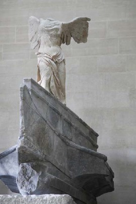 Victoire de Samothrace restaurée © 2014 Musée du Louvre / Antoine Mongodin