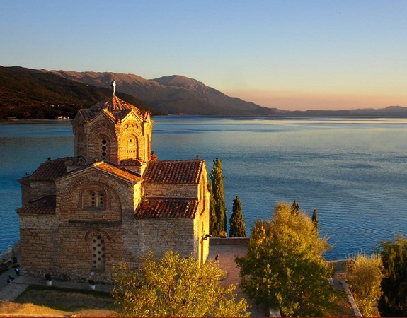 Le Lac d'Ohrid, en Macédoine, est l'un des fleurons du tourisme dans les Balkans - DR : MAPST