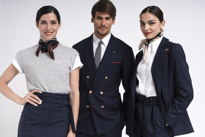 Les nouveaux uniformes sont confectionnés par Brunello Cucinelli © ITA Airways Les nouveaux uniformes sont confectionnés par Brunello Cucinelli © ITA Airways