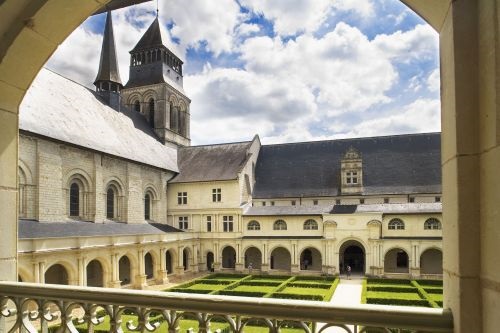 L’Abbaye de Fontevraud abrite aussi un hôtel 4 étoiles et un restaurant gastronomique. Développer le Wi-Fi était donc un enjeu marketing de taille. © N. Mateus