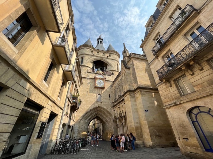 La très célèbre "grosse cloche" de Bordeaux (@PB) La très célèbre "grosse cloche" de Bordeaux (@PB)