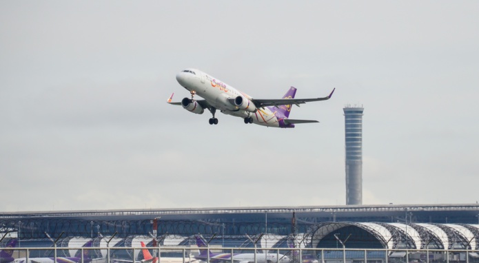Un A.320 de THAI Smile . La marque disparaitra fin 2023 pour se fusionner avec Thai Airways, sa maison mère. Crédit : Depositphoto