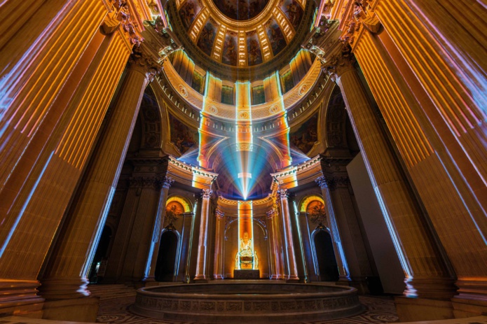 AURA Invalides : une mise en lumière majestueuse (©Moment Factory)