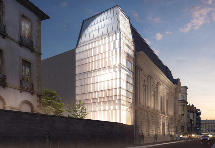 Un élément de modernité avec le mur cimaise et sa façade en verre (©BLP) Un élément de modernité avec le mur cimaise et sa façade en verre (©BLP)