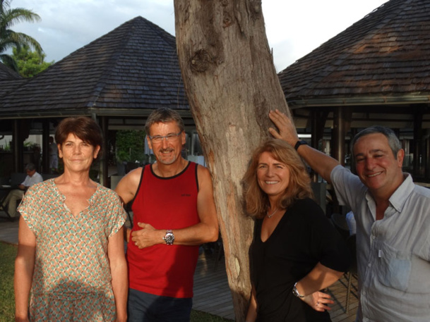 De gauche à droite : Dominique Beljanski, président de la coopérative, Didier Calas, Cécile Eglessies, Bernard Garcia - Photo JBH