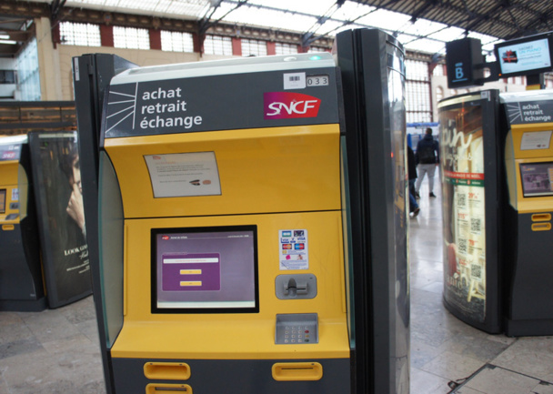 La branche voyageurs, Voyages SNCF (activité TGV) recule de -1,1%. Photo CE