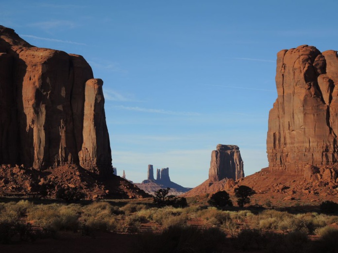 La beauté sublime des buttes de grès rouge de Monument Valley, symbole de l'Arizona (Photo PB) La beauté sublime des buttes de grès rouge de Monument Valley, symbole de l'Arizona (Photo PB)