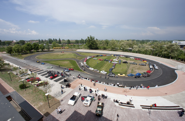 Vue aérienne de l'Autodrome - DR : Cité de l’Automobile - Collection Schlumpf