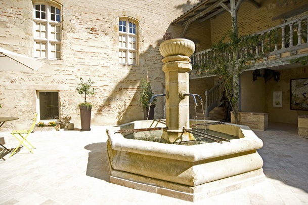 L'Office de Tourisme du Val de Garonne est organisée en trois pièces et un patio. (c) Pierre Baudier