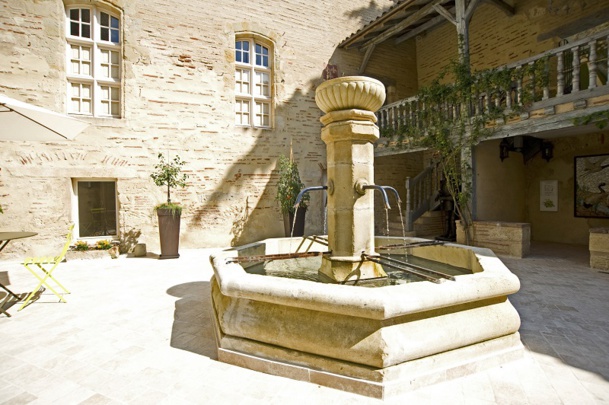 L'Office de Tourisme du Val de Garonne est organisée en trois pièces et un patio. (c) Pierre Baudier L'Office de Tourisme du Val de Garonne est organisée en trois pièces et un patio. (c) Pierre Baudier
