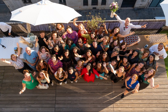 Interface Tourism France a réuni le 7 septembre dernier plus de 130 professionnels du tourisme lors de sa soirée annuelle Get Together. L'occasion d'annoncer son rachat par l’agence Hopscotch – DR : Interface Tourism Interface Tourism France a réuni le 7 septembre dernier plus de 130 professionnels du tourisme lors de sa soirée annuelle Get Together. L'occasion d'annoncer son rachat par l’agence Hopscotch – DR : Interface Tourism