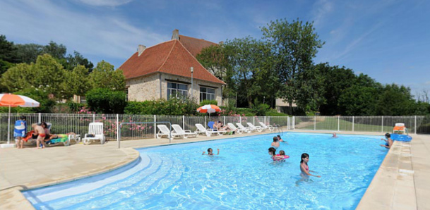 Le VVF Villages de la Bussière accueillera à nouveau des vacanciers dès le 11 avril 2015 - DR : VVF Villages Le VVF Villages de la Bussière accueillera à nouveau des vacanciers dès le 11 avril 2015 - DR : VVF Villages