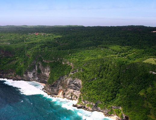 Le resort de Six Senses sera situé au sommet d'une falaise avec une vue plongeante sur l'Océan - DR : Six Senses Le resort de Six Senses sera situé au sommet d'une falaise avec une vue plongeante sur l'Océan - DR : Six Senses