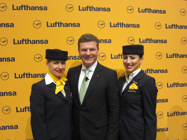 Jens Bischof, directeur commercial et marketing de Lufthansa a présenté durant l'ITB de Berlin les nouveaux tarifs et les détails du nouveau service en classe affaires - DR : LAC