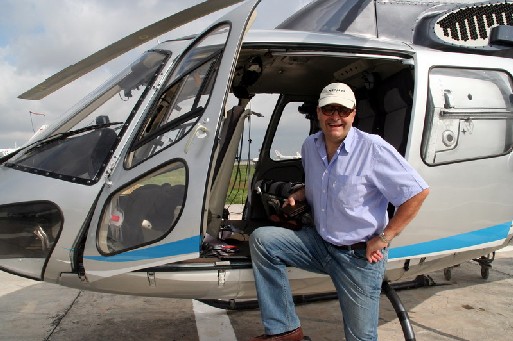 Planet Oasis, créé en 2001 par Daniel Greff, homme d’affaires passioné d’aéronautique a été choisi comme l’une des plateformes de lancement des vols paraboliques en apesanteur que commercialisera EADS dès l’année prochaine. Planet Oasis, créé en 2001 par Daniel Greff, homme d’affaires passioné d’aéronautique a été choisi comme l’une des plateformes de lancement des vols paraboliques en apesanteur que commercialisera EADS dès l’année prochaine.