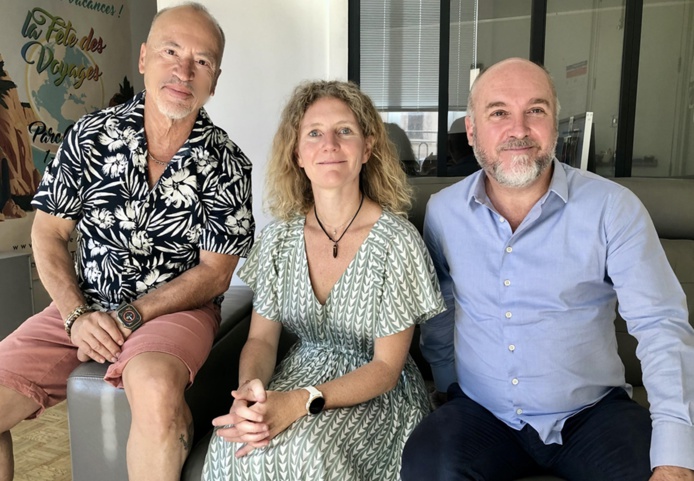 Frédéric d'Hauthuille, entouré de Céline Eymery et de Jean da Luz pour la traditionnelle photo /crédit AB