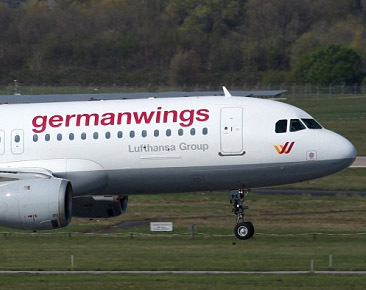Crash Germanwings : l'avion n'a pas explosé en vol (Live)