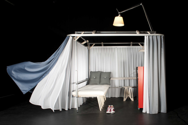 Aujourd'hui, il n'y a que l'imagination pour poser des limites à ce que l'on peut faire. Hotello est par exemple une valise qui contient une chambre d'hôtel pliable. (c) Das Koncept et Conceptual Devices Aujourd'hui, il n'y a que l'imagination pour poser des limites à ce que l'on peut faire. Hotello est par exemple une valise qui contient une chambre d'hôtel pliable. (c) Das Koncept et Conceptual Devices