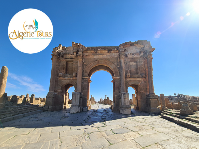 Arc de Trajan à Timgad © Algerie-Tours 2015 Arc de Trajan à Timgad © Algerie-Tours 2015