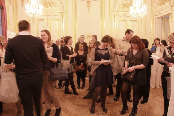 Work shop sous les lambris de l'ambassade de la République tchèque à Paris. Il fallait aussi répondre au quiz.