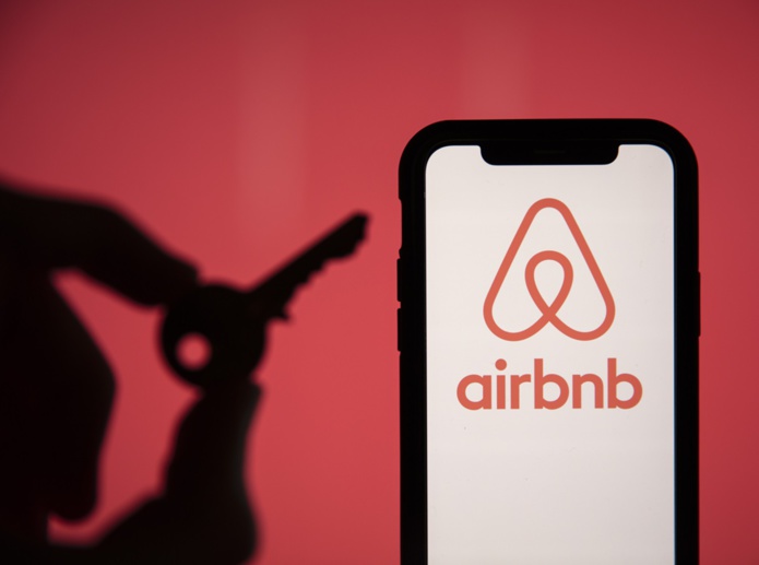 Pour le sénateur Max Brisson, le gouvernement "continue de procrastiner" sur Airbnb - Depositphotos @InkDropCreative