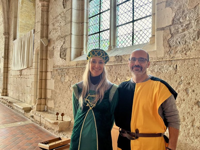 Stéphanie et Jean-Philippe Abrantes à l'abbaye de Reigny (©Paula Boyer)