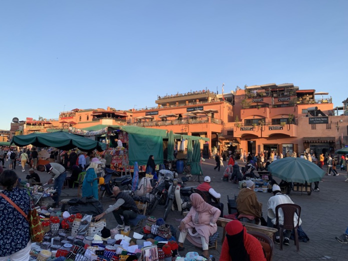 La place Jamaâ el-Fna toujours aussi effervescente. ©David Savary