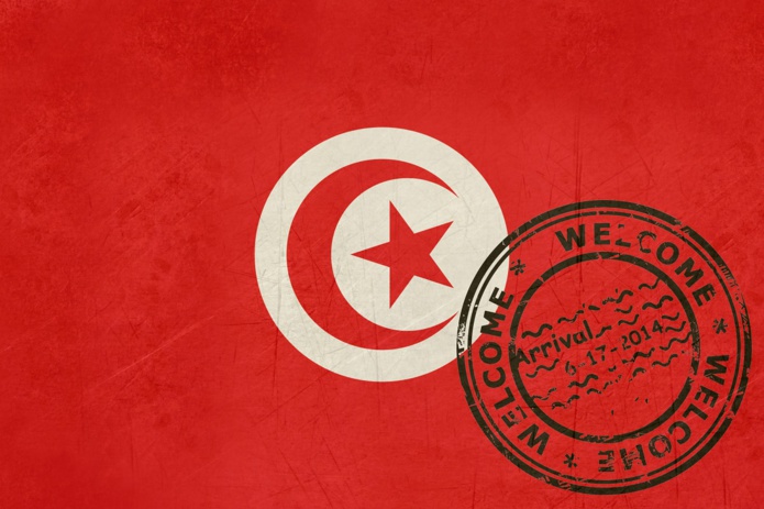 Carte d'identité ou passeport pour voyager en Tunisie ? Il est fortement recommandé d'être muni d'un passeport en cours de validité, la tolérance pour voyager avec une carte d'identité est levée - Depositphotos.com Auteur speedfighter17