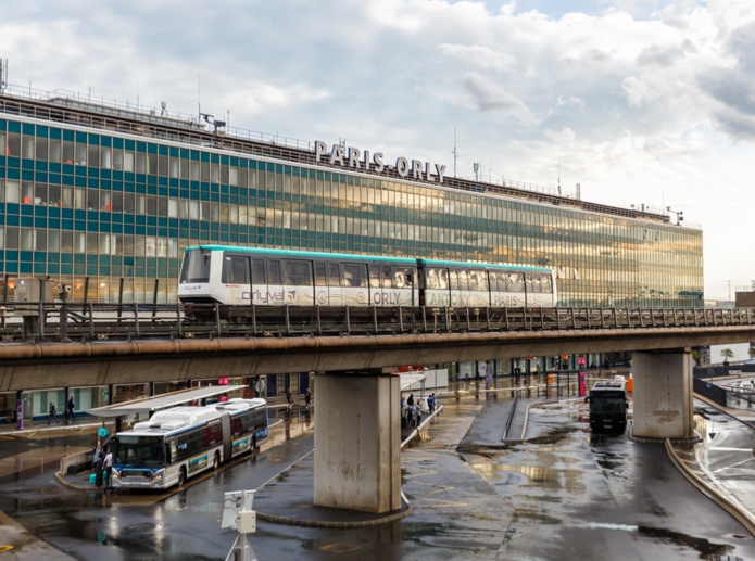 Un décret du 31 octobre 2023 met sous tutelle l'inspection du travail dans l'aérien, les syndicats sont vent debout - Depositphotos @Boarding2Now