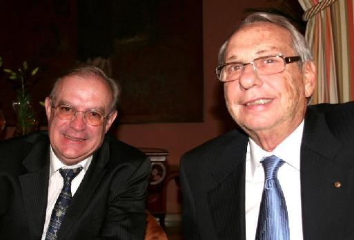 Jean Korcia et Francis Gallo, veulent plus de transparence dans la relation avec les fournisseurs (Cliquez pour agrandir) Jean Korcia et Francis Gallo, veulent plus de transparence dans la relation avec les fournisseurs (Cliquez pour agrandir)