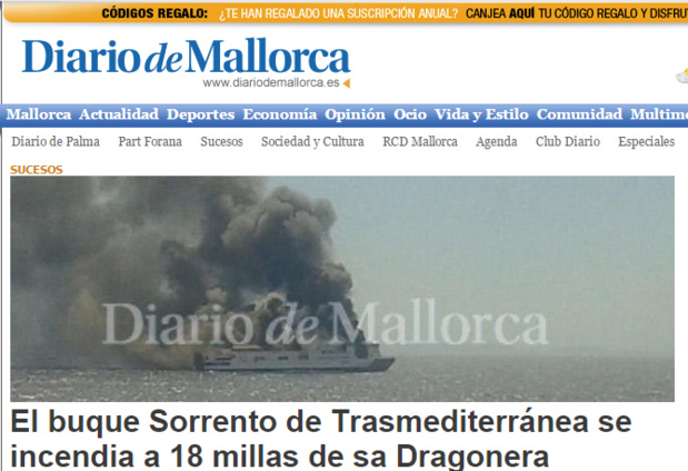 Le site du quotidien Diario de Mallorca publie une photographie du ferry d'où s'échappe une épaisse fumée grise - DR : Diario de Mallorca Le site du quotidien Diario de Mallorca publie une photographie du ferry d'où s'échappe une épaisse fumée grise - DR : Diario de Mallorca