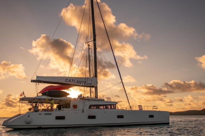 Les catamarans sont conçus pour accueillir un équipage, un capitaine et un chef cuisinier - DR : Catlante