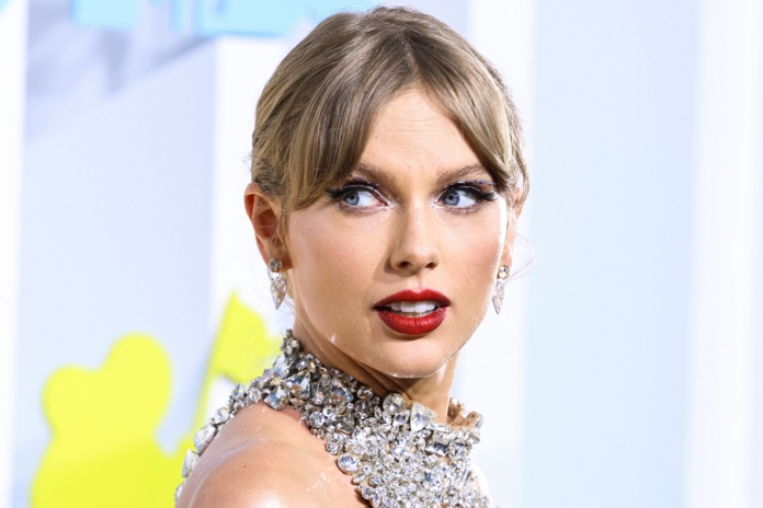 L’US Travel Association a calculé pour sa part qu’aux USA, la dépense moyenne d’un fan de Taylor Swift pour un séjour s’élevait à 1300 US dollars. Une somme aussi élevée que celle d’un spectateur du Super Bowl - Depositphotos.com Auteur imagepressagency