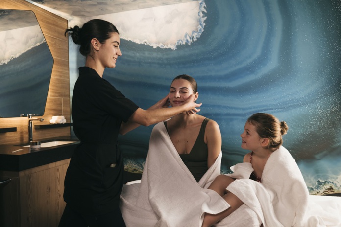 Près de 150 postes sont à pourvoir au Club Med La Palmyre, dans différentes familles de métiers, dont le bien-être (spa praticien, esthéticien) - DR : Club Med Près de 150 postes sont à pourvoir au Club Med La Palmyre, dans différentes familles de métiers, dont le bien-être (spa praticien, esthéticien) - DR : Club Med