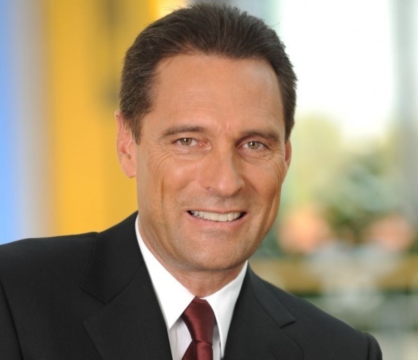 Il faudra du talent à Peter Fankhauser pour faire oublier la gestion du drame de Corfou en 2006. Une histoire qui ressurgit et qui tombe au plus mal, alors que les réservations d'été sont cruciales pour le redressement financier du groupe britannique - Photo Veranstalter Il faudra du talent à Peter Fankhauser pour faire oublier la gestion du drame de Corfou en 2006. Une histoire qui ressurgit et qui tombe au plus mal, alors que les réservations d'été sont cruciales pour le redressement financier du groupe britannique - Photo Veranstalter