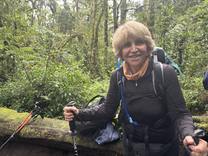 En début d'ascension, Adriana Minchella montre la voie. ©David Savary En début d'ascension, Adriana Minchella montre la voie. ©David Savary