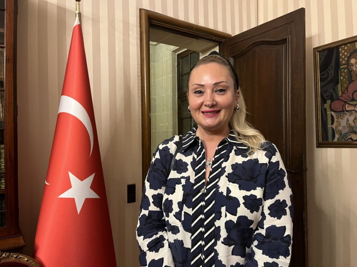 Fatos Ozsoy, l'actuelle directrice de l'Office du tourisme et de la culture de la Turquie à Paris (©PB) Fatos Ozsoy, l'actuelle directrice de l'Office du tourisme et de la culture de la Turquie à Paris (©PB)