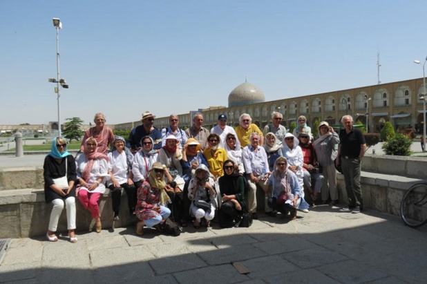 Le Groupe à Ispahan - Photo AFST Le Groupe à Ispahan - Photo AFST