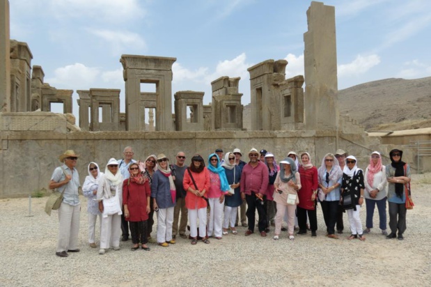 Le groupe à Persepolis - Photo AFST