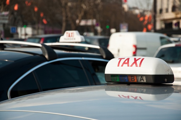 Le service UberPop est fortement décrié par les taxis - © pixarno