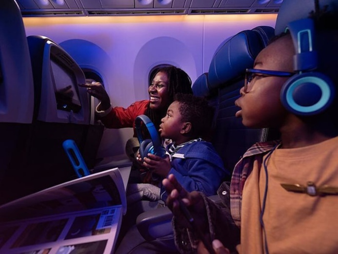 Grâce à cette initiative, les membres d'une même famille, quel que soit leur âge, et les groupes, pourront plus facilement partager et utiliser leurs miles - United Airlines