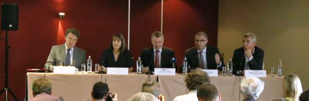 Alexandre de Juniac, d’Air France KLM, Carolyn McCall d’EasyJet, Willie Walsh d’IAG, Carsten Spohr de Lufthansa et Michael O’Leary de Ryanair. DR Alexandre de Juniac, d’Air France KLM, Carolyn McCall d’EasyJet, Willie Walsh d’IAG, Carsten Spohr de Lufthansa et Michael O’Leary de Ryanair. DR