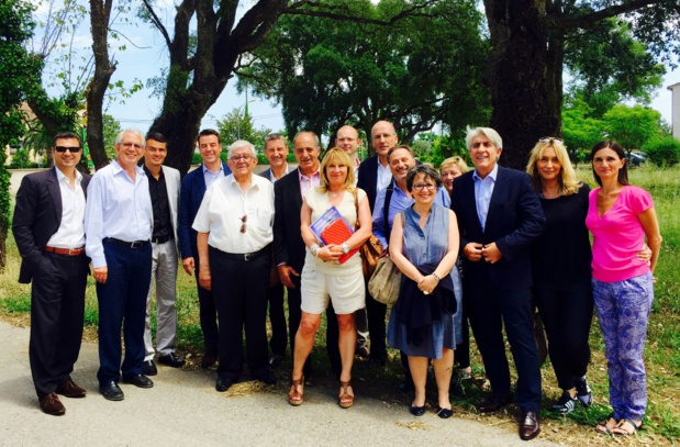La photo de "famille" du Snav Med et de ses partenaires Air Corsica, Air France, SNCM, Aéroport et CCI de Bastia (CLIQUER POUR AGRANDIR) /photo JDL La photo de "famille" du Snav Med et de ses partenaires Air Corsica, Air France, SNCM, Aéroport et CCI de Bastia (CLIQUER POUR AGRANDIR) /photo JDL