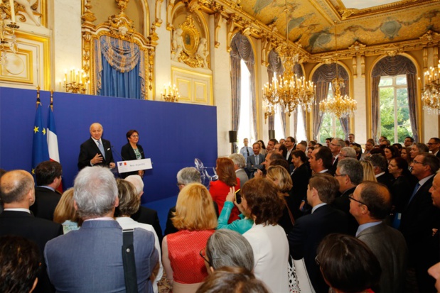 Représentants d’exécutifs régionaux, élus locaux et nationaux ont assisté à la cérémonie - Photo : MAEDI/B. Chapiron Représentants d’exécutifs régionaux, élus locaux et nationaux ont assisté à la cérémonie - Photo : MAEDI/B. Chapiron
