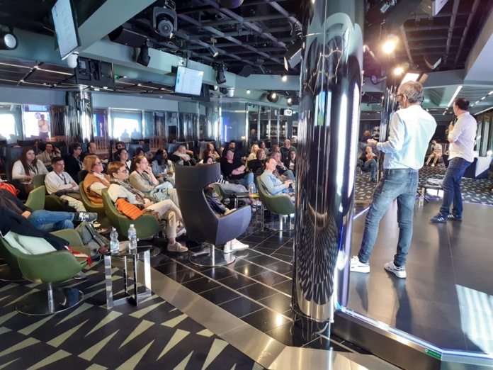 Les 45 agents de voyages ont pu assister à une formation de Human Aura pour mieux comprendre ses clients - RP Les 45 agents de voyages ont pu assister à une formation de Human Aura pour mieux comprendre ses clients - RP