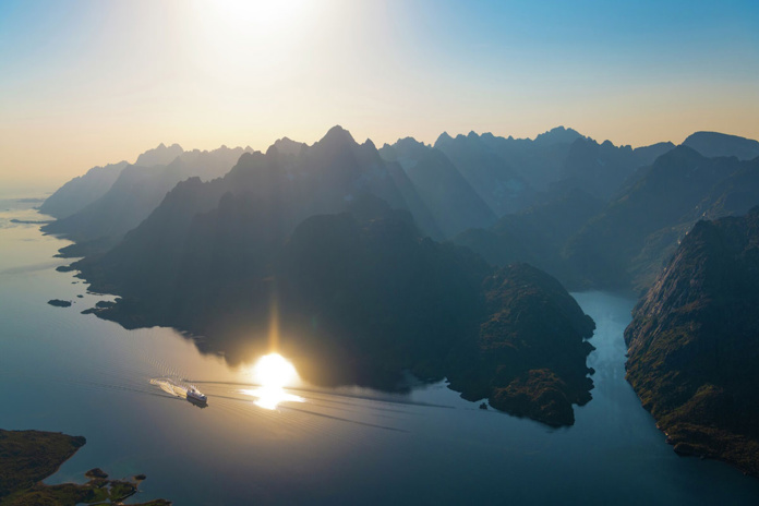 © Hurtigruten/Stian Klo