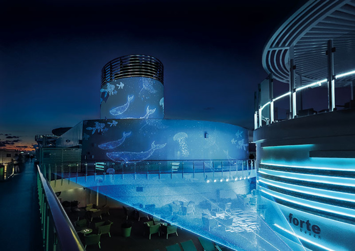 Sanctuaire des cétacés – « Spectacle de lumières » © Costa Croisières