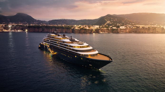 Evrima (Ritz-Carlton) est le premier yacht d'hôtelier à être sorti des chantiers. @Ritz-Carlton Evrima (Ritz-Carlton) est le premier yacht d'hôtelier à être sorti des chantiers. @Ritz-Carlton